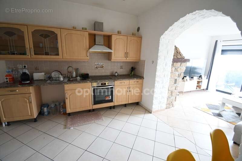 Appartement à AUDUN-LE-ROMAN