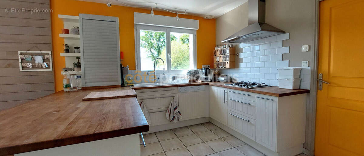 Maison à SAINT-PAIR-SUR-MER