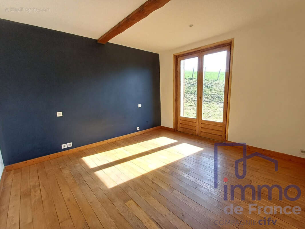 Maison à LA FOUILLOUSE