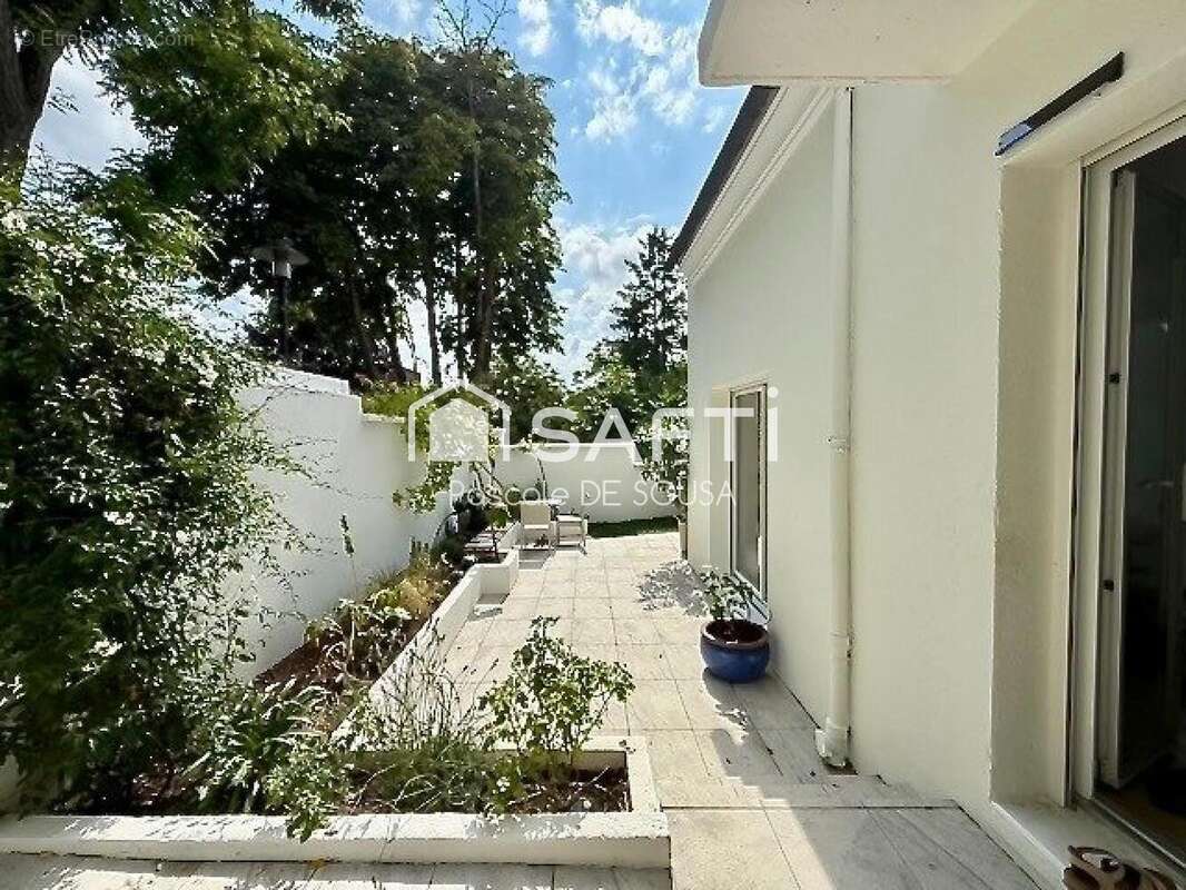 Photo 3 - Maison à RUEIL-MALMAISON