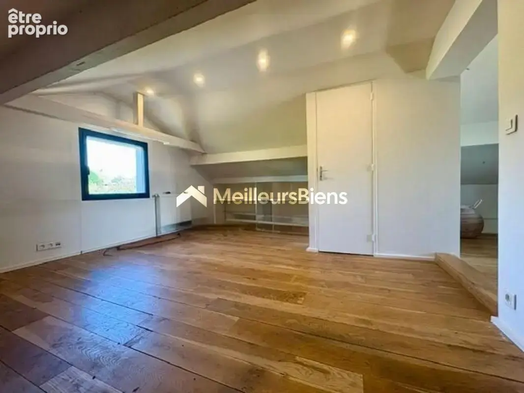 Maison individuelle 6 pièces 143 m² habitable sur terrain de 747 m² - photo 11