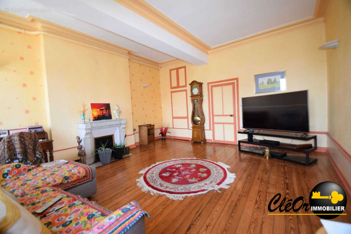 Maison à SAINT-JEAN-DE-LOSNE