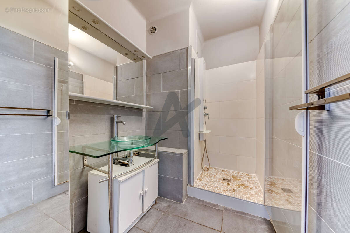 Appartement à LYON-6E