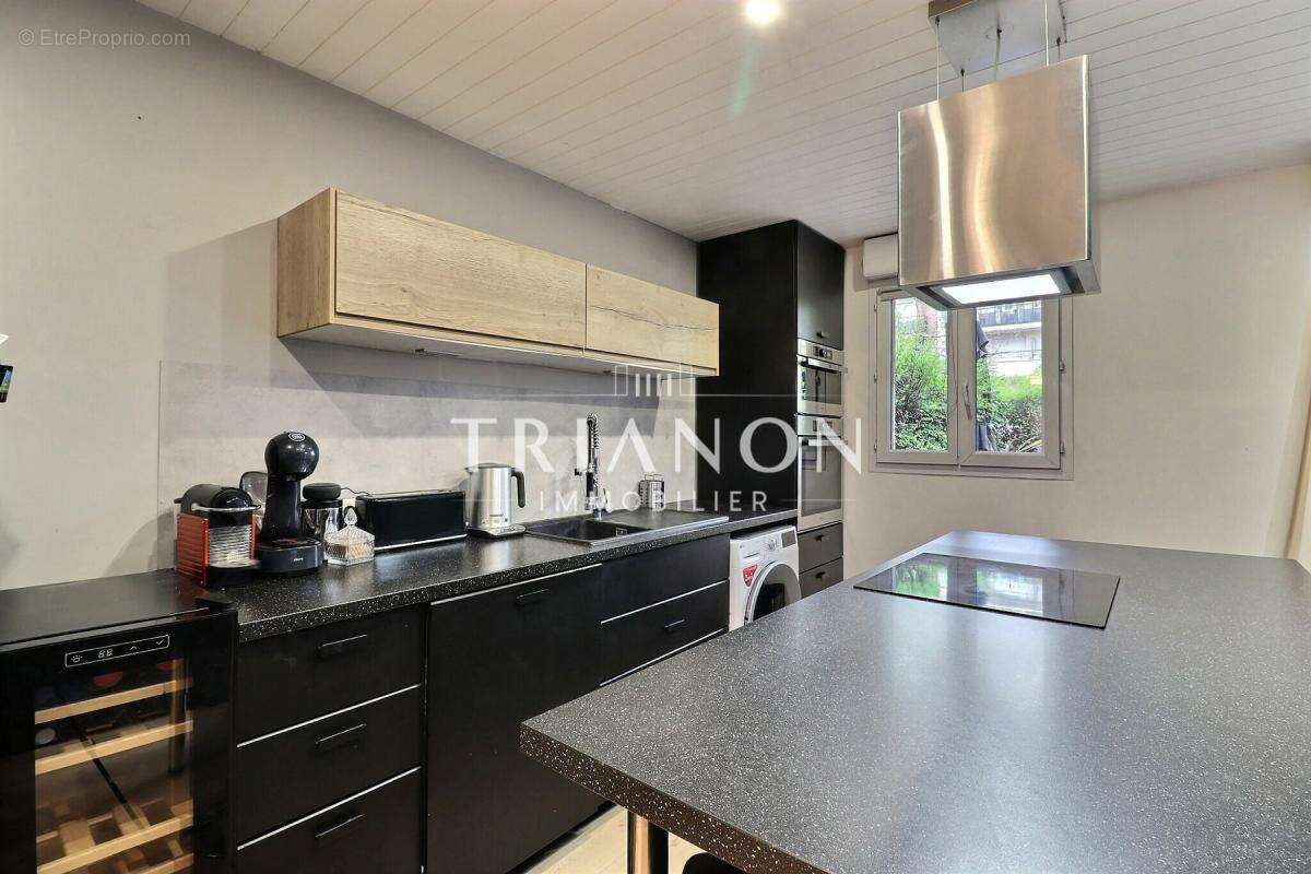 Appartement 3 pièces avec jardin, terrasses, cave et double parking – Résidence sécurisée - photo 4