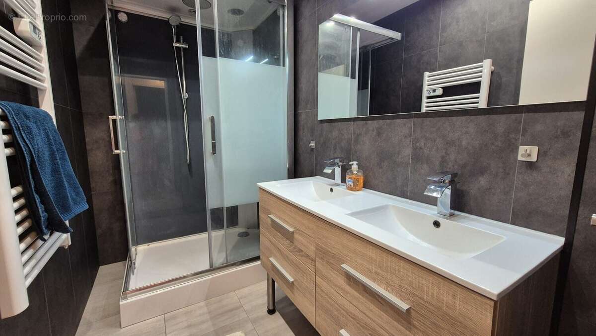 Maison à FAREMOUTIERS