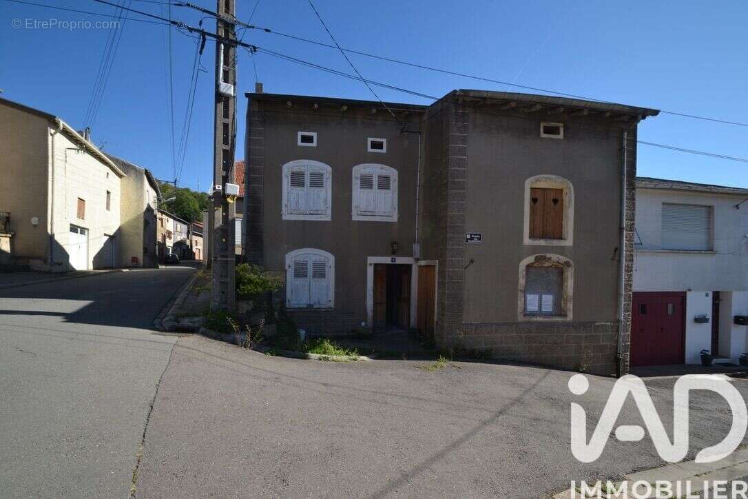 Maison 100 m² à Contz-Les-Bains  - photo 2