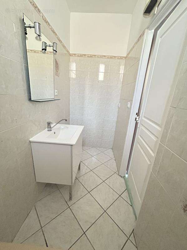 Appartement rénové - photo 9
