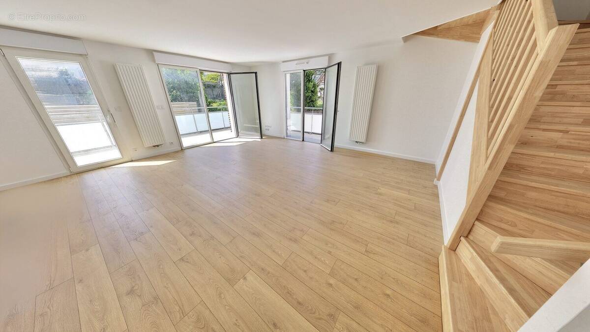 Appartement à PLOUGONVELIN
