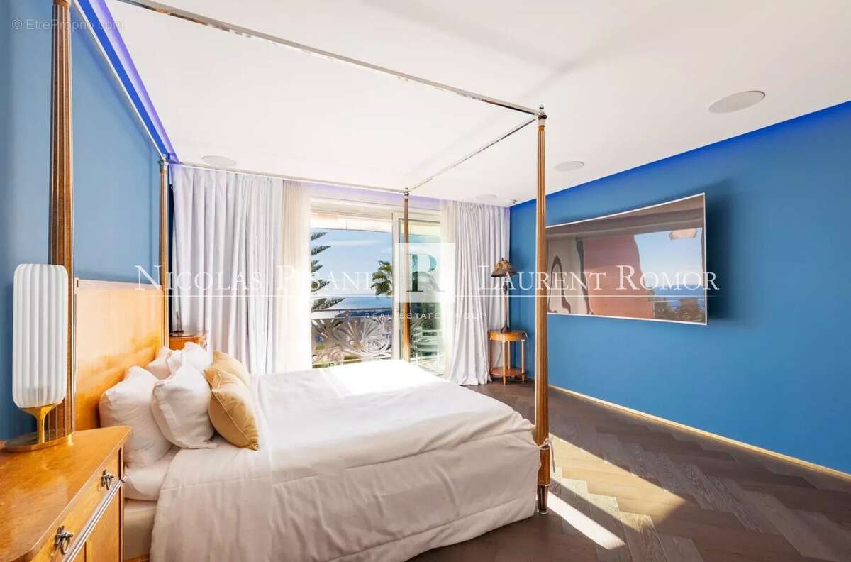 Maison à ROQUEBRUNE-CAP-MARTIN