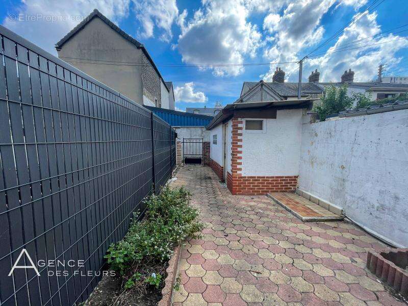 Maison à LE PETIT-QUEVILLY