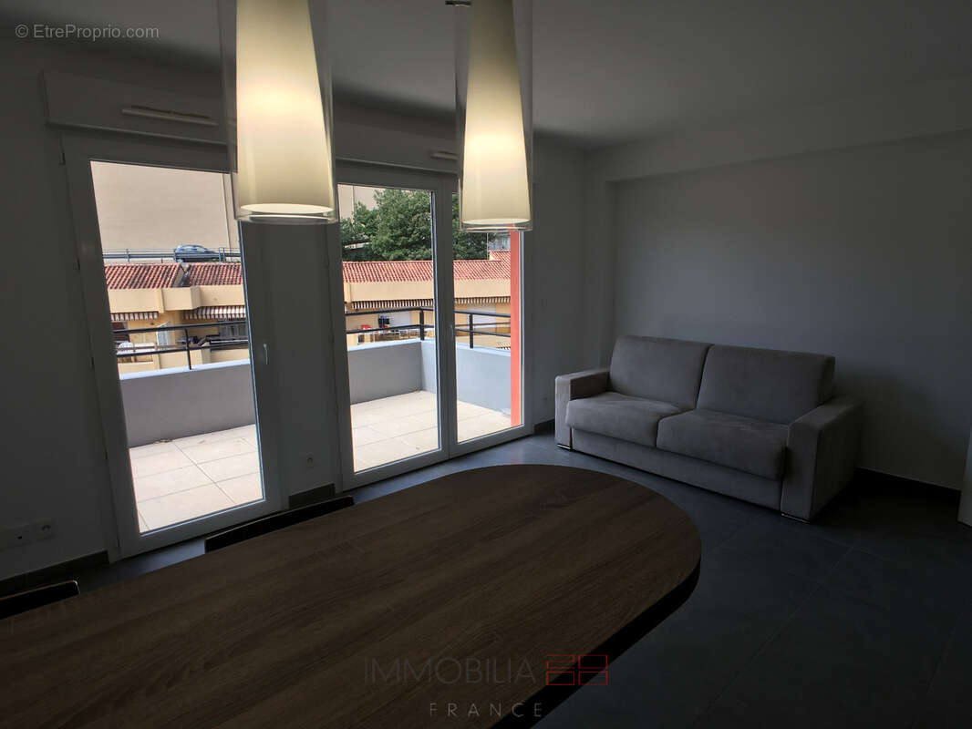 Appartement à MENTON