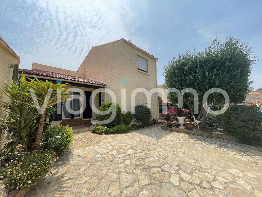 Maison à SIX-FOURS-LES-PLAGES