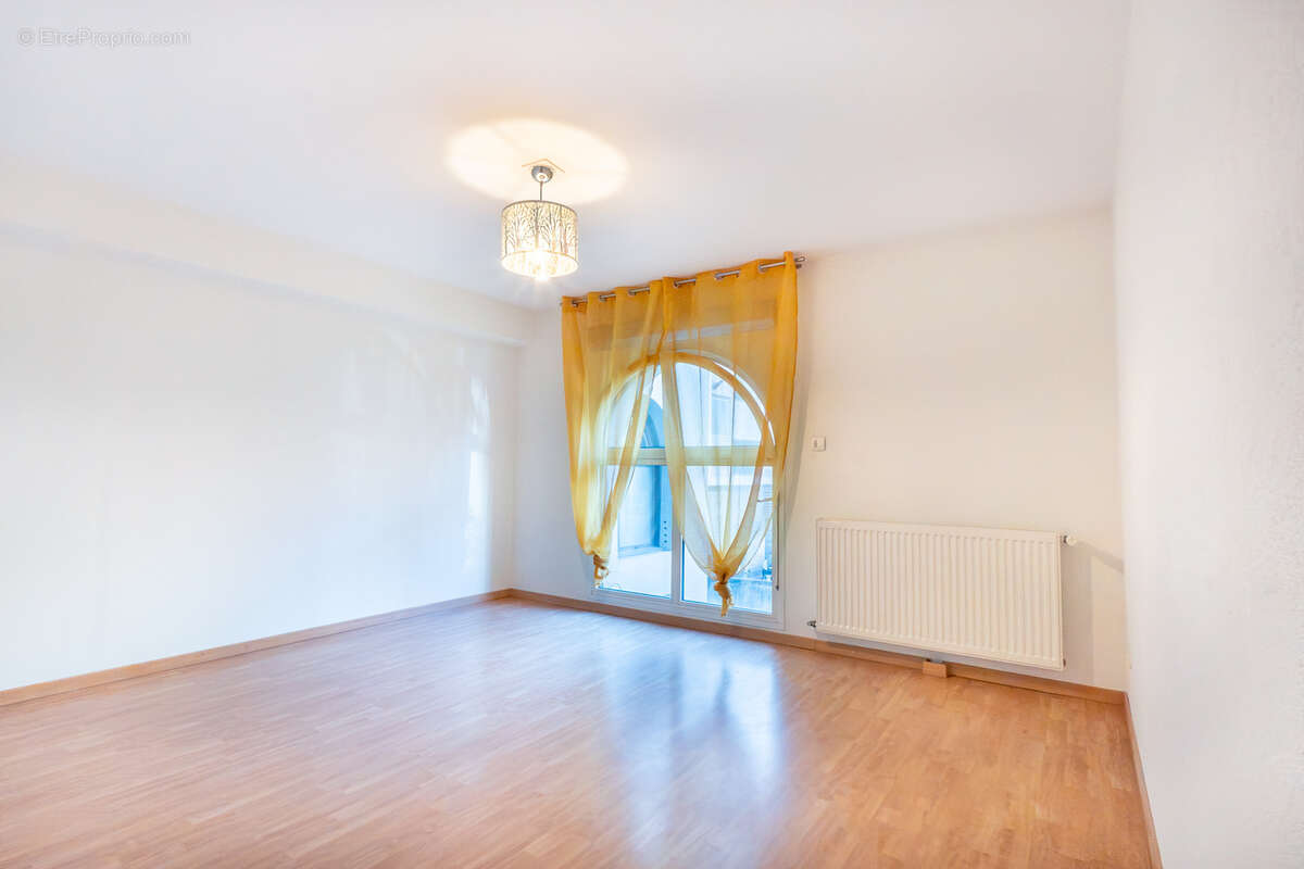 Appartement à ANNEMASSE