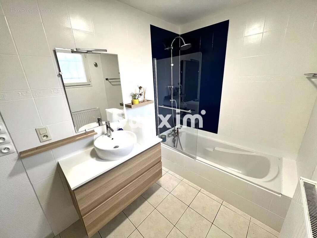 Maison à LONS-LE-SAUNIER