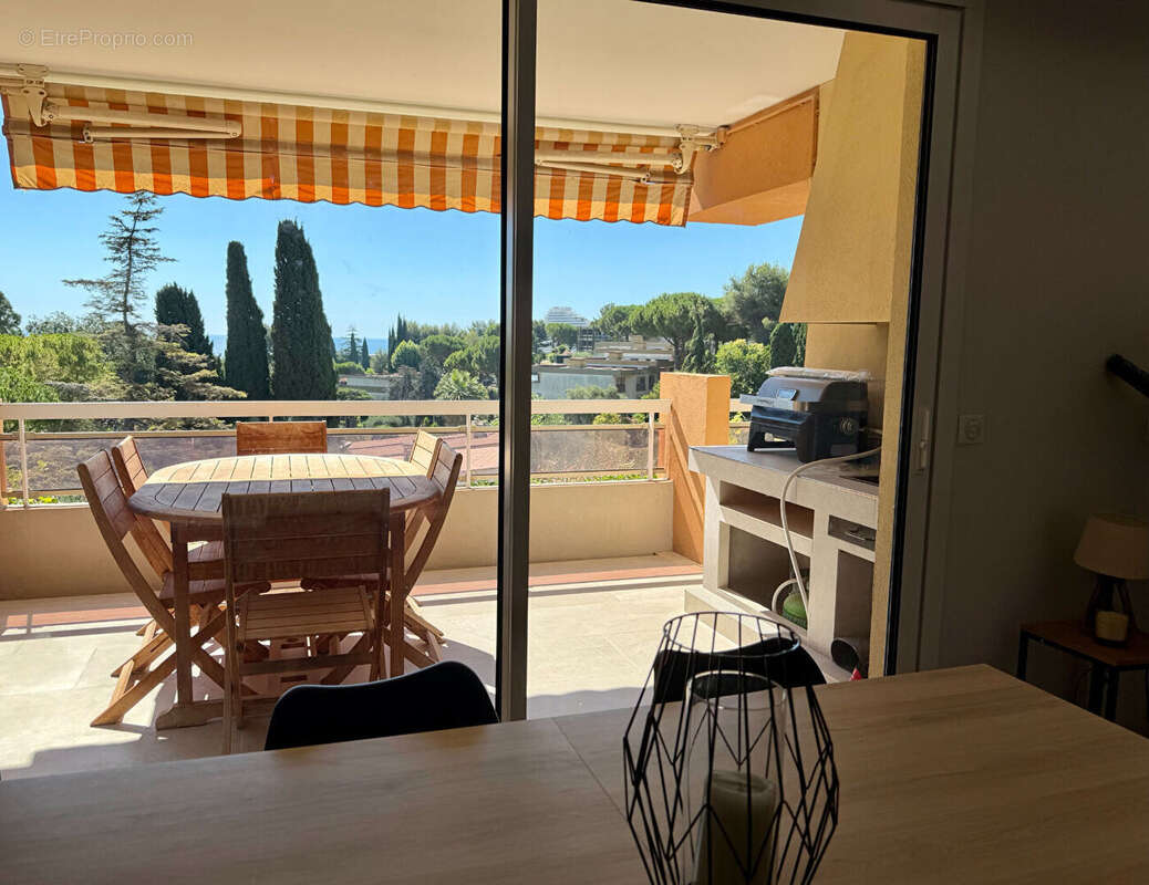 Appartement à VILLENEUVE-LOUBET