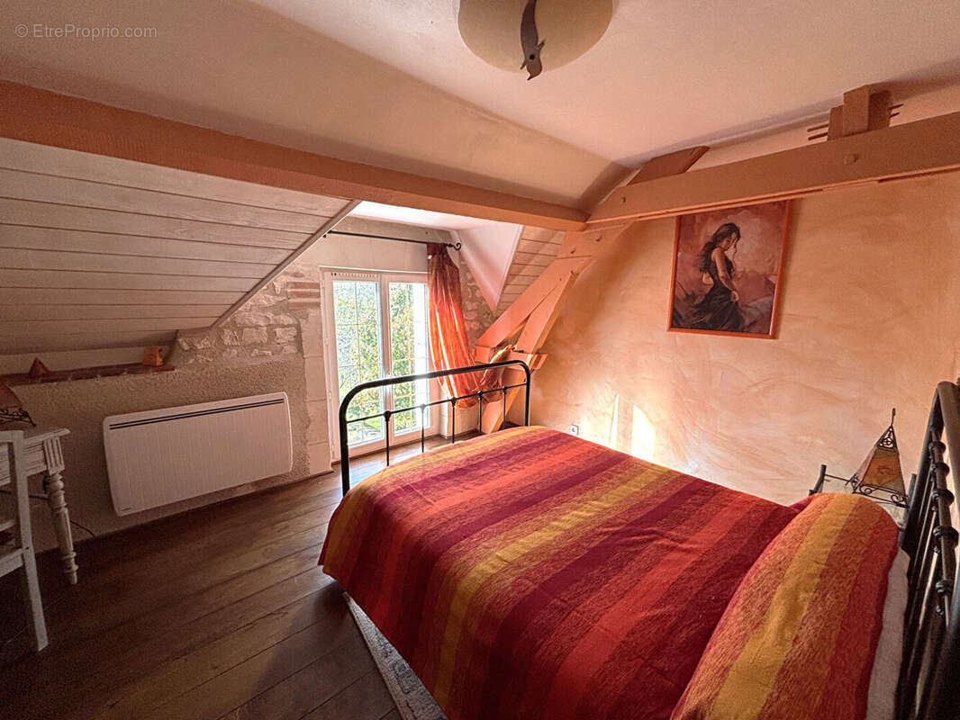 Maison à POUZAY