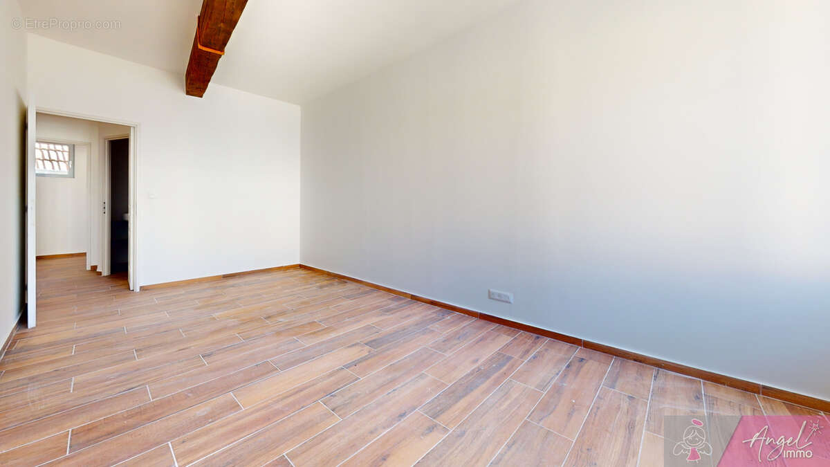 Appartement à BYANS-SUR-DOUBS