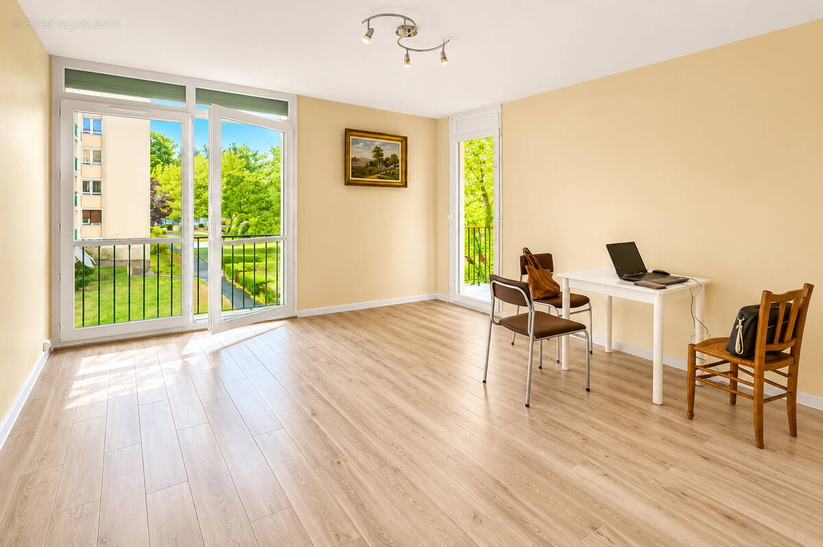 Appartement à AVON