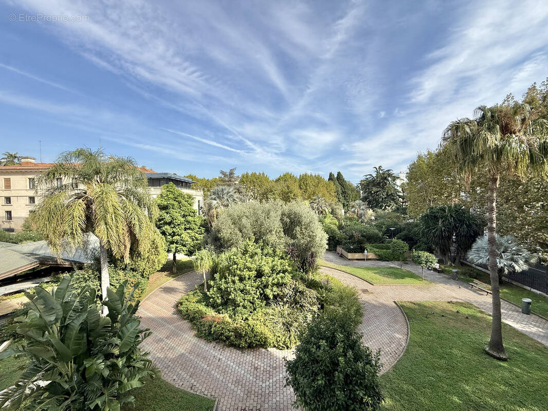 Appartement à HYERES