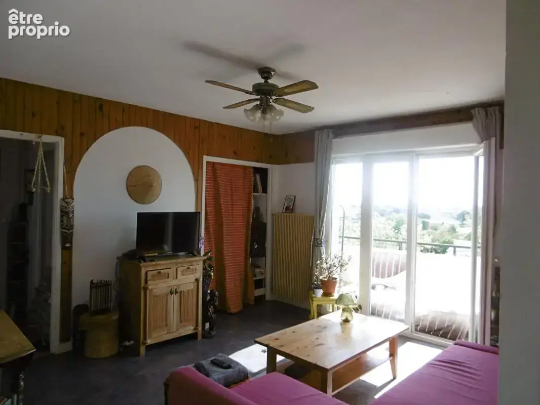 Appartement à TOULENNE