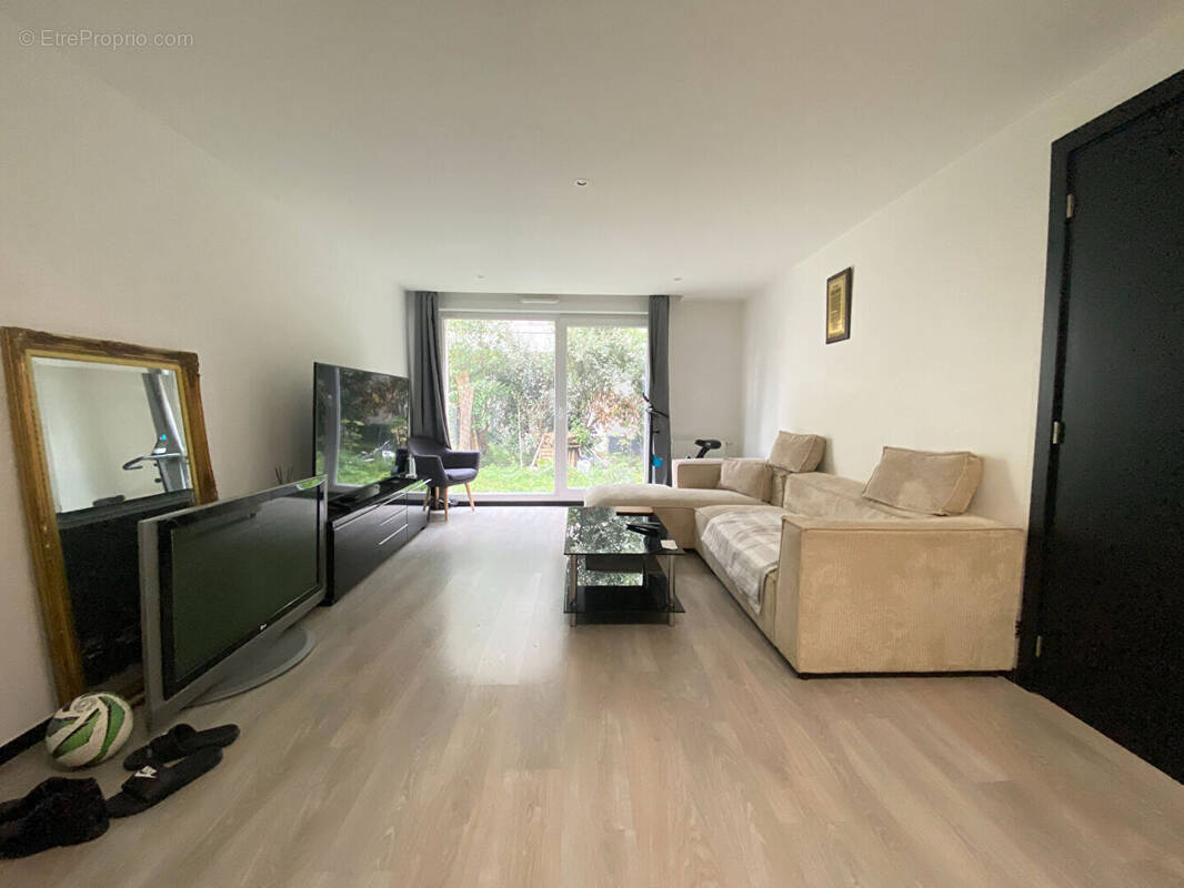 Appartement à ROMAINVILLE