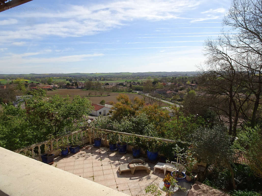 Maison à LAGARDELLE-SUR-LEZE