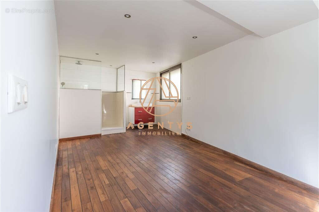 Appartement à NOGENT-SUR-MARNE