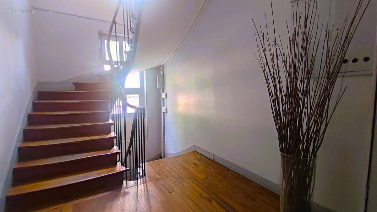 Appartement à SAINT-MANDE