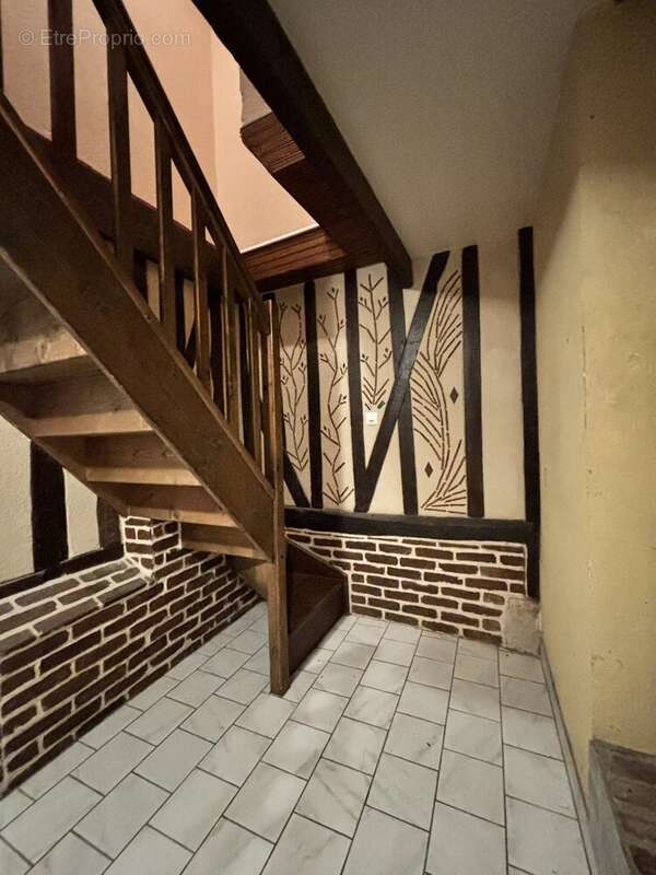 Immeuble de rentabilité avec Garage - Bernay CENTRE - 3 voire 4 F2 - photo 6