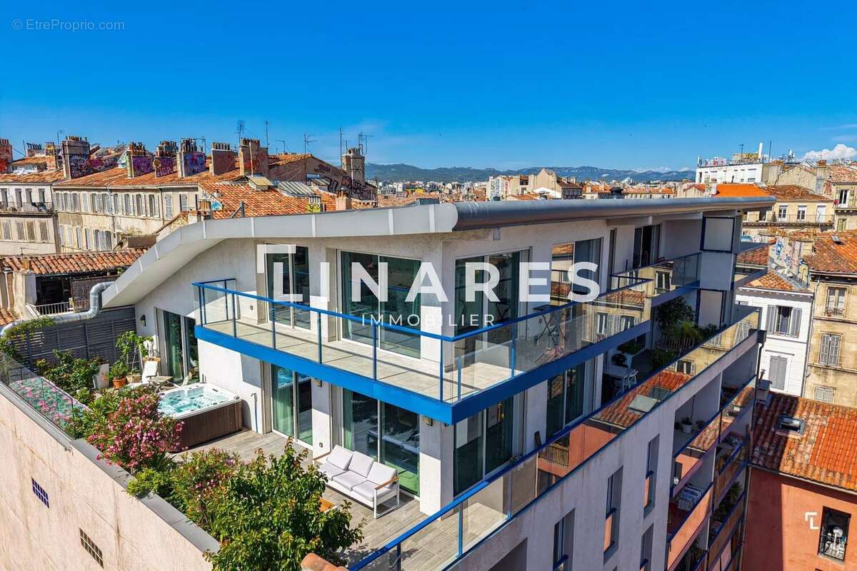 Appartement à MARSEILLE-6E