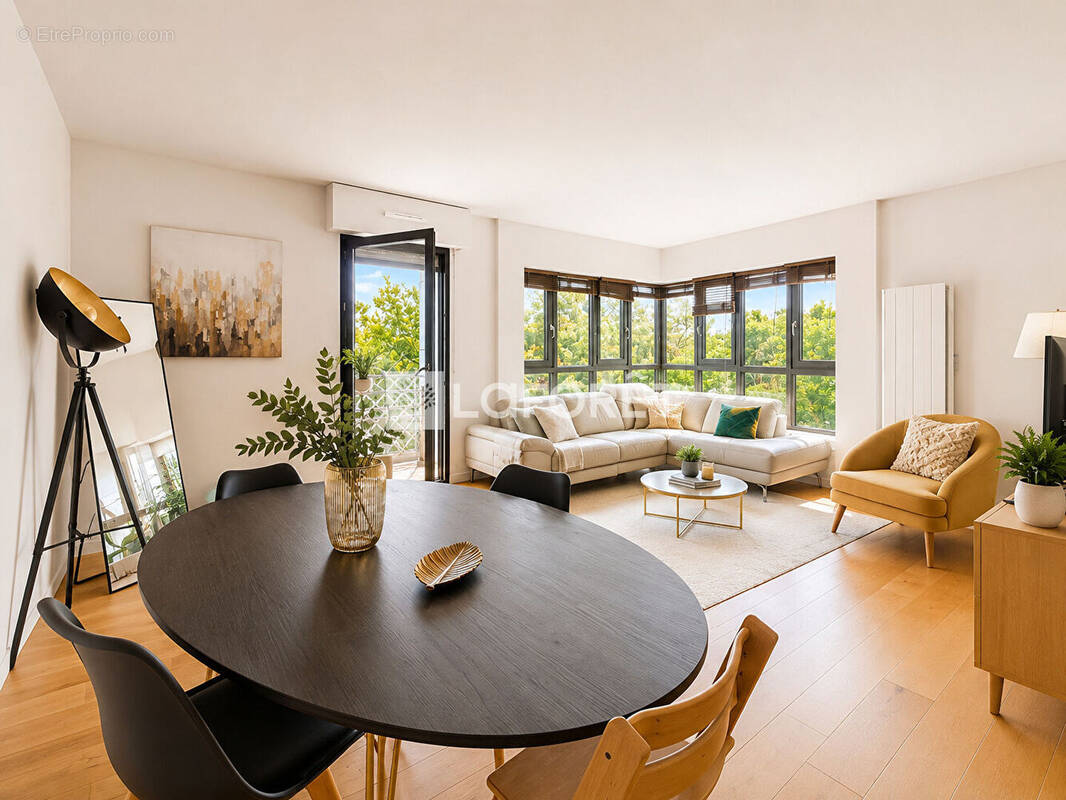 Appartement à SURESNES