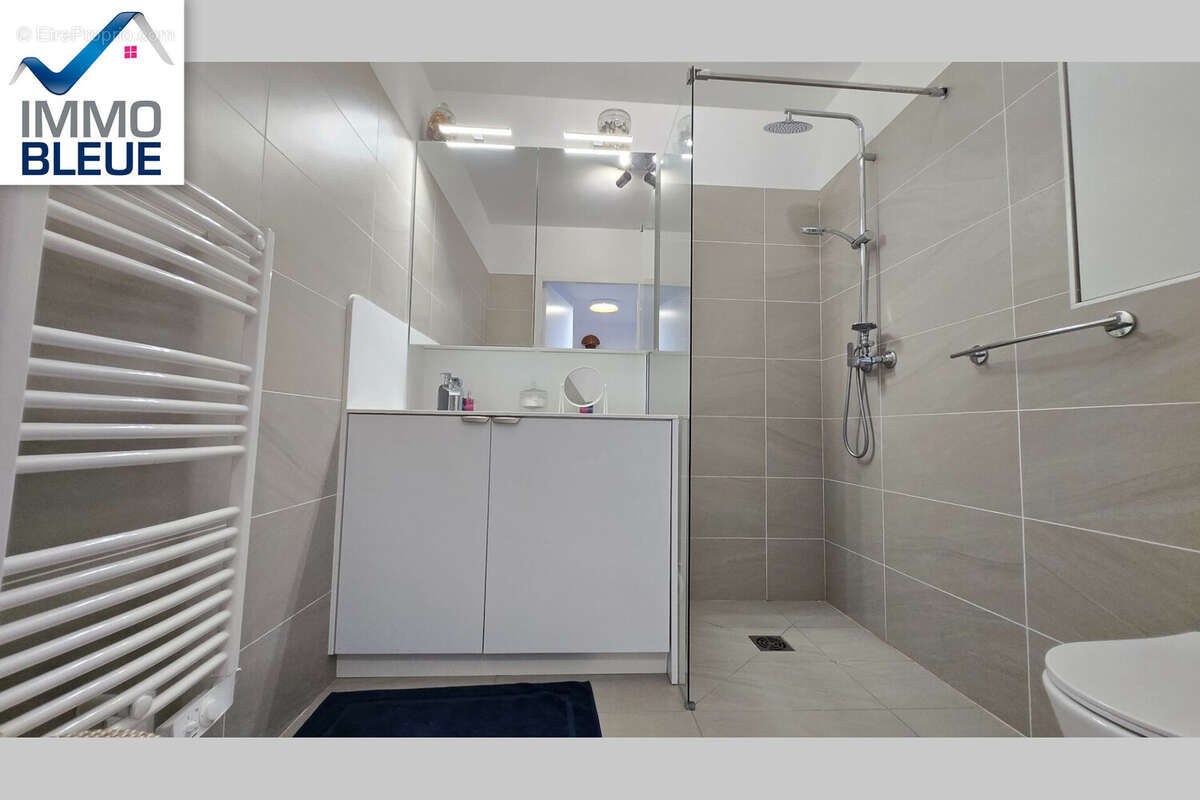 Appartement à SAUSSET-LES-PINS