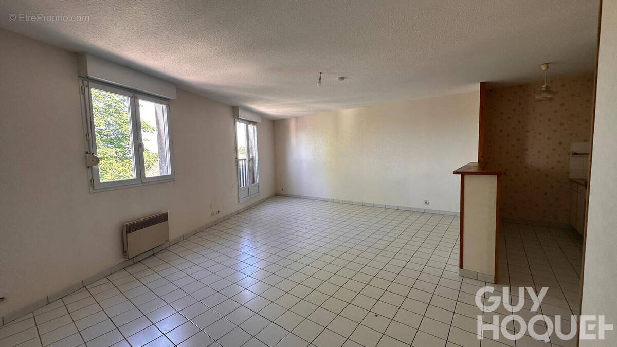 Appartement à NEUVILLE-DE-POITOU