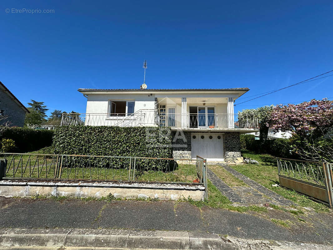 Maison à VILLEDIEU-SUR-INDRE