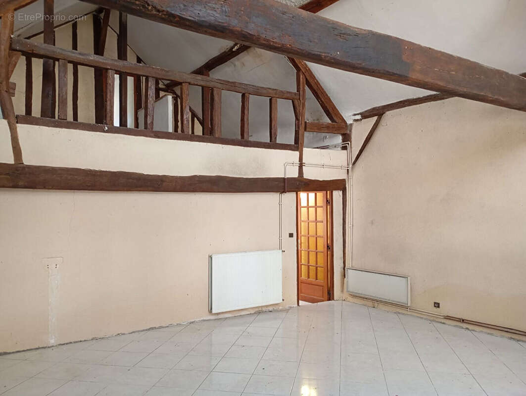 Maison à BAILLEAU-L&#039;EVEQUE