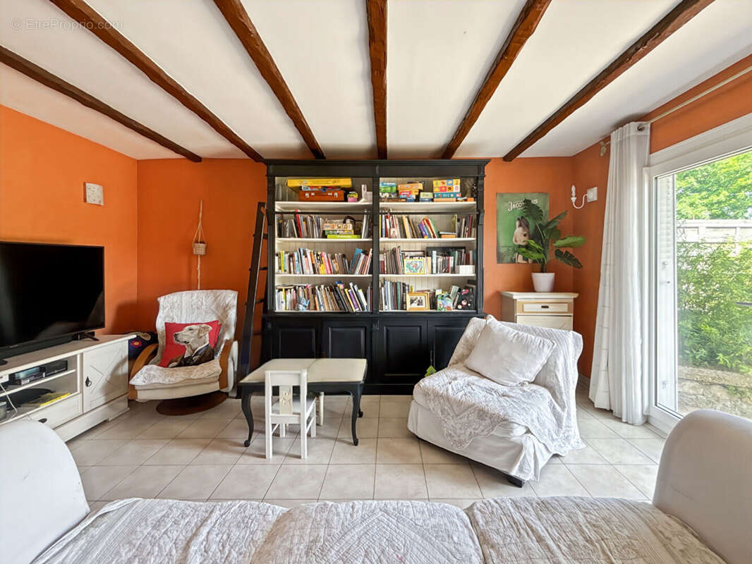 Maison à LES MUREAUX