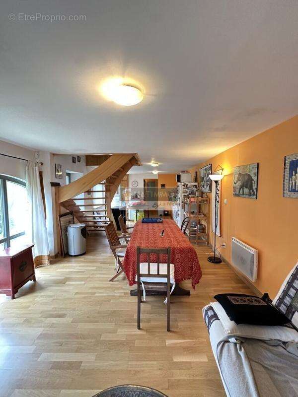 Maison à LALAYE