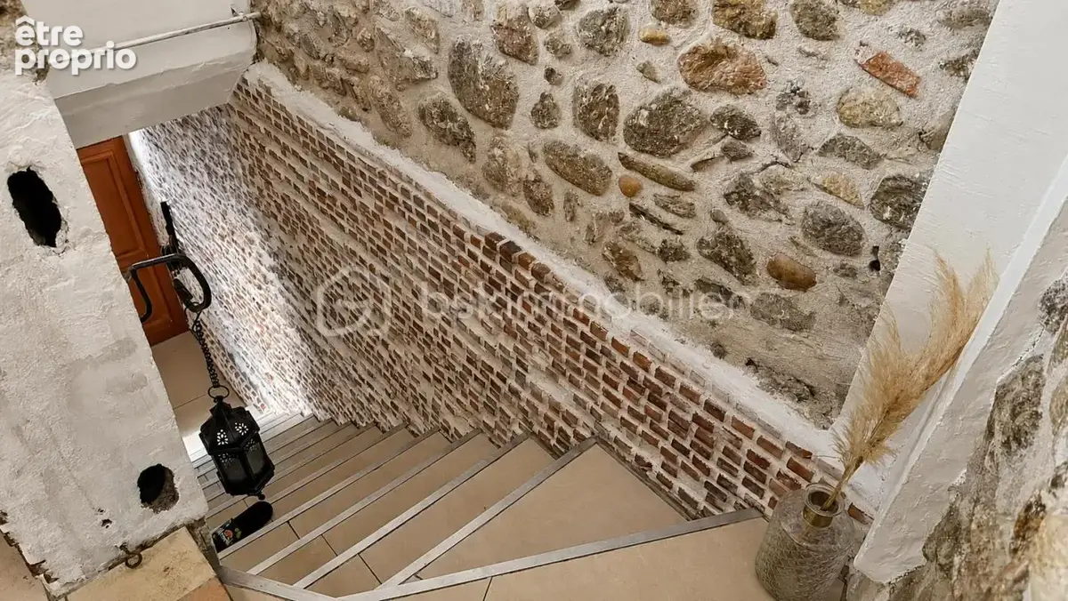 Maison de ville de caractère – deux appartements – condrieu - photo 4