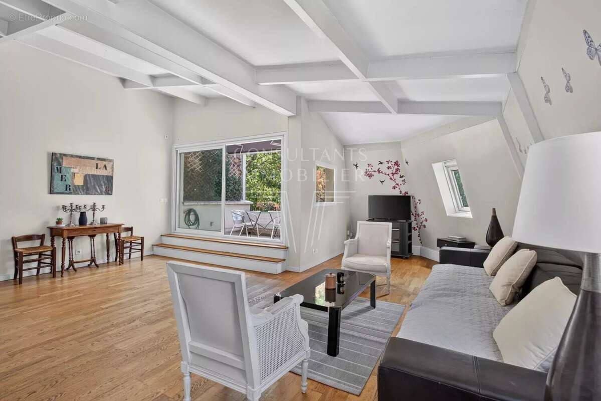 Boulogne Porte de Saint-Cloud . DUPLEX TROIS CHAMBRES - photo 18