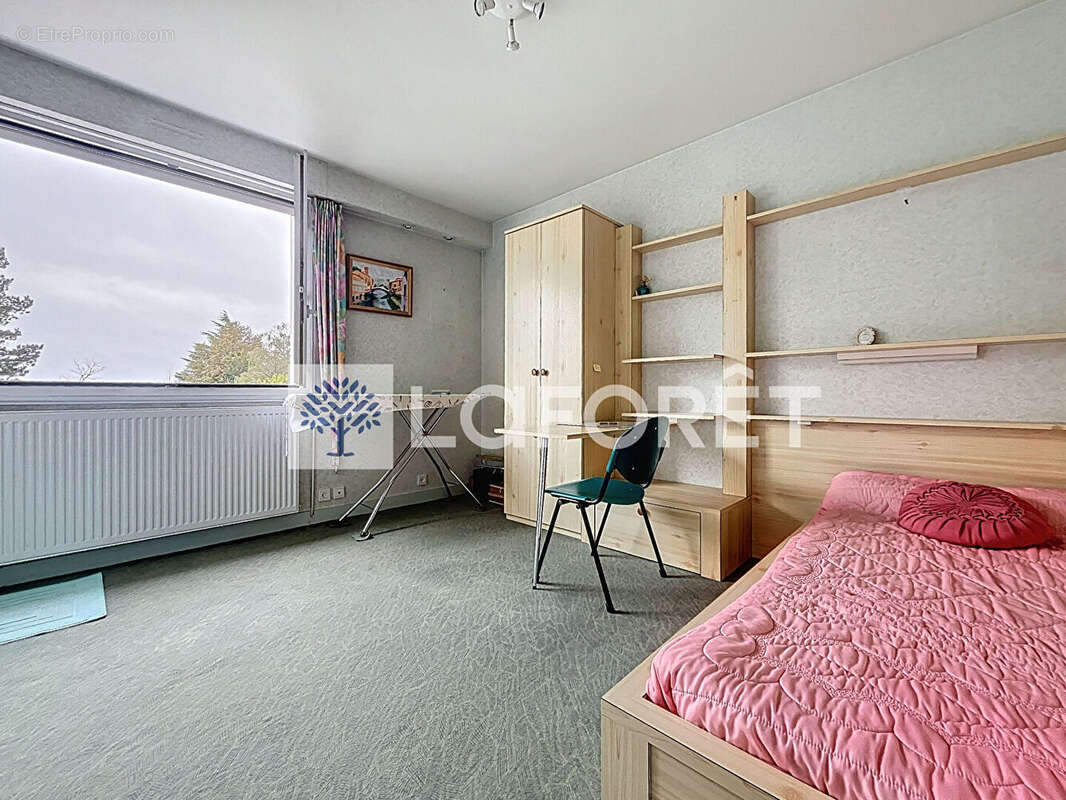 Maison Bressuire centre avec terrain constructible - photo 11