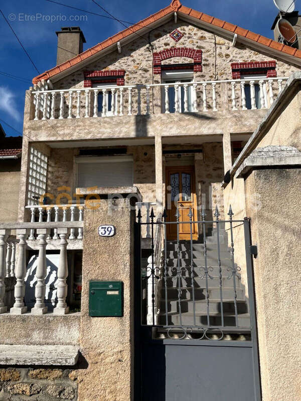 Appartement à VILLENEUVE-SAINT-GEORGES