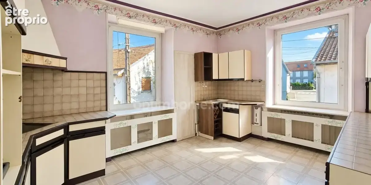 70400 hericourt - maison 226 m² - 4/6 chambres - garage - jardin clos - grenier aménageable - photo 6