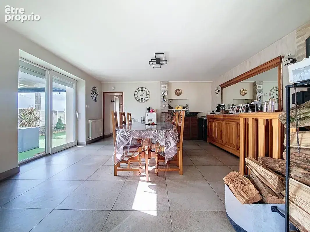 Maison - 6 Chambres - Dont 1 suite parentale - Buanderie - Garage - Jardin - photo 9
