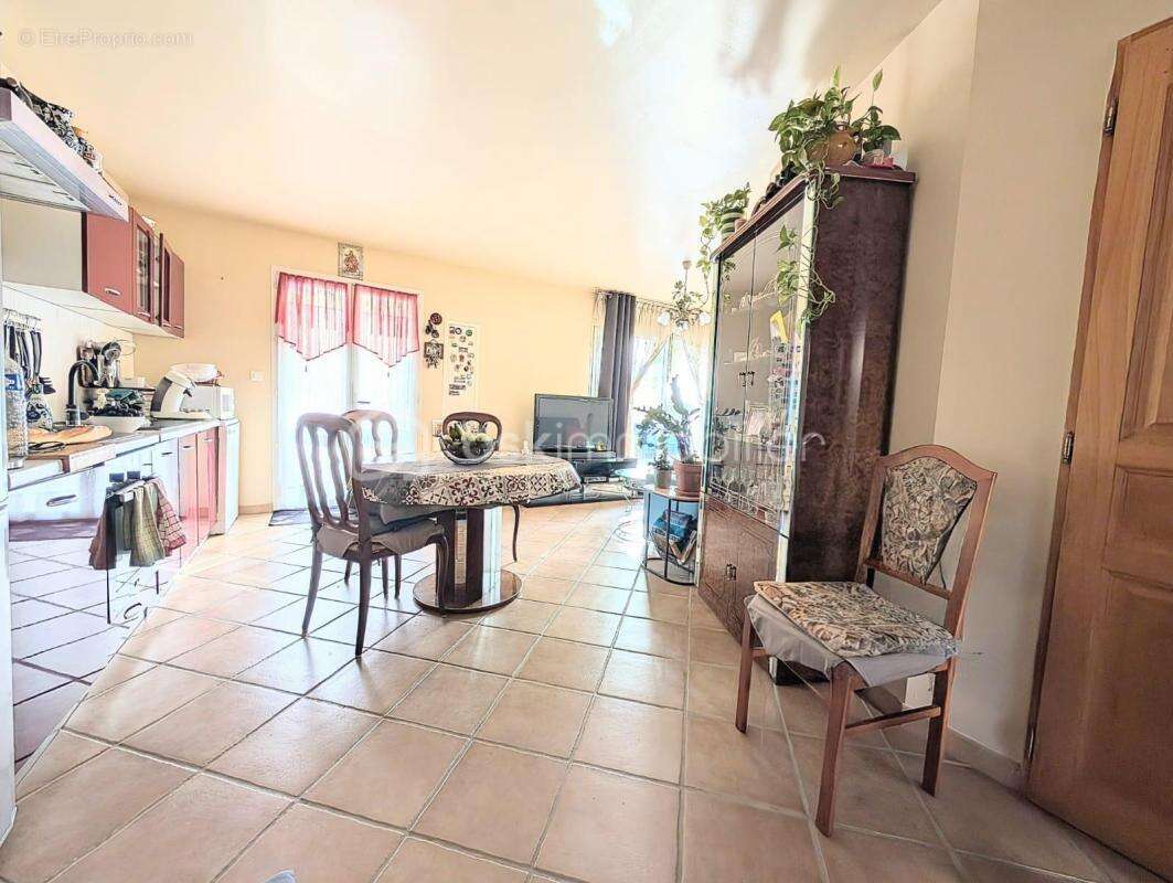 Maison à MIRAMAS