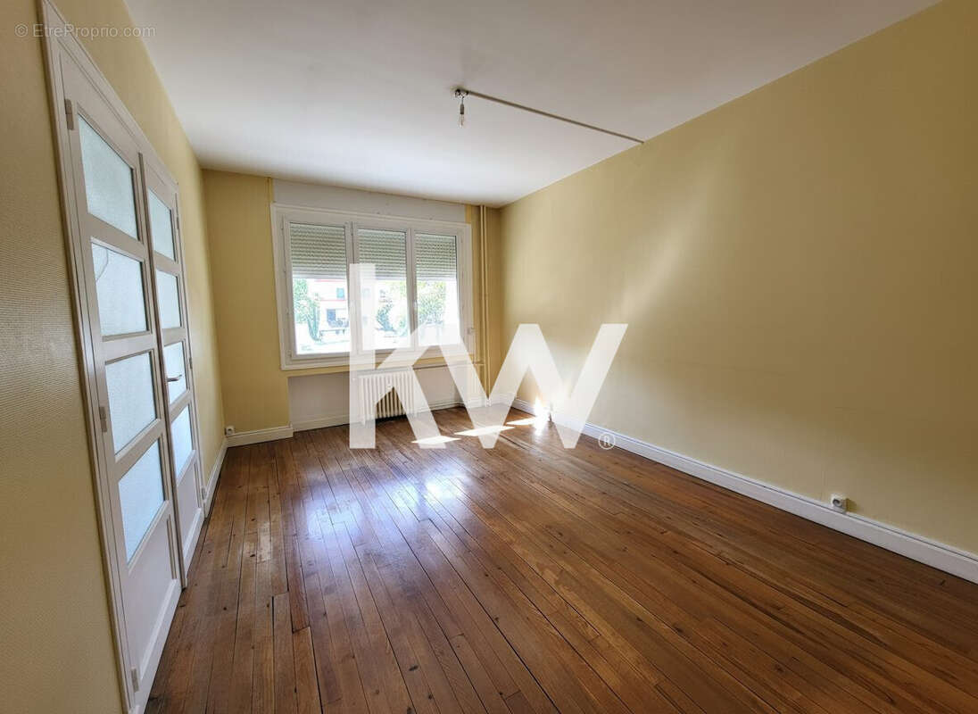 Appartement à SAINT-ETIENNE