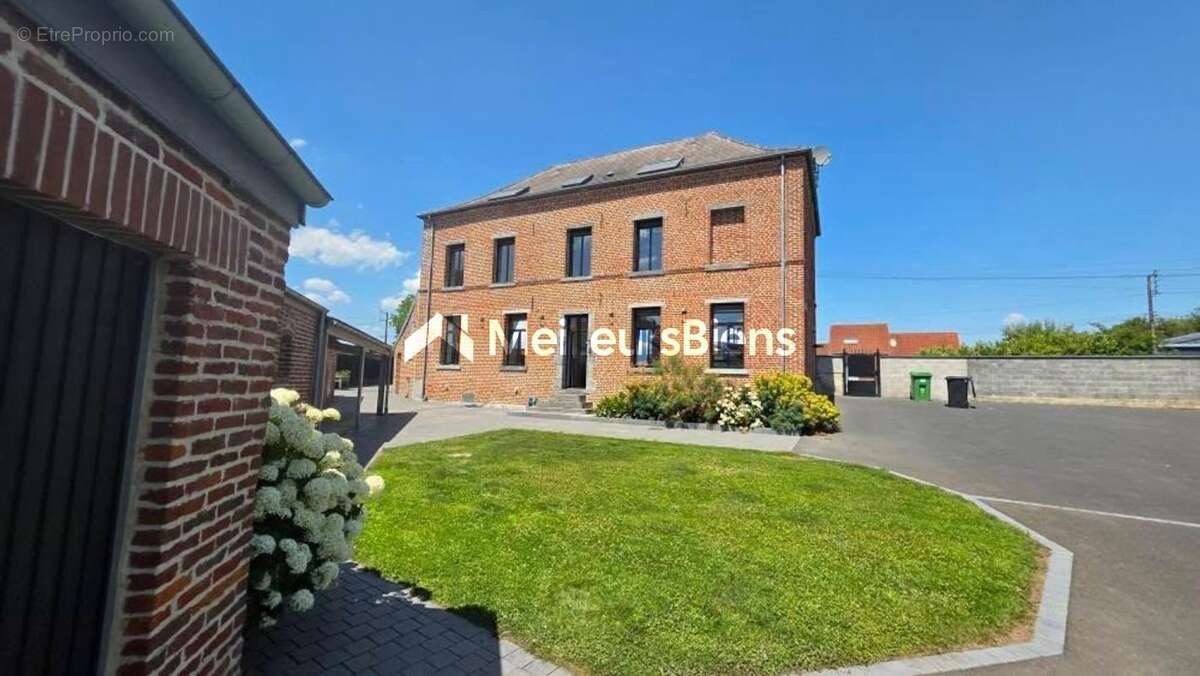 Maison à WARGNIES-LE-PETIT