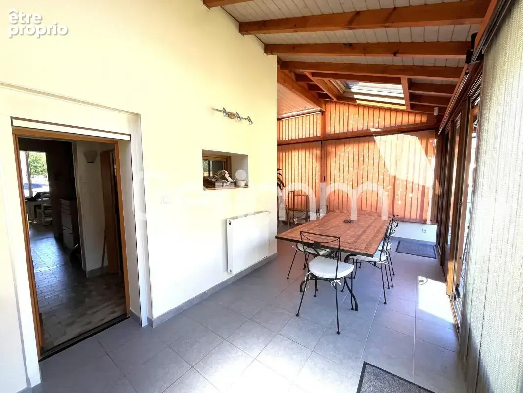Vente - Maison - 4 pièces + cuisine - 100 m² - 319 000 € - - photo 10