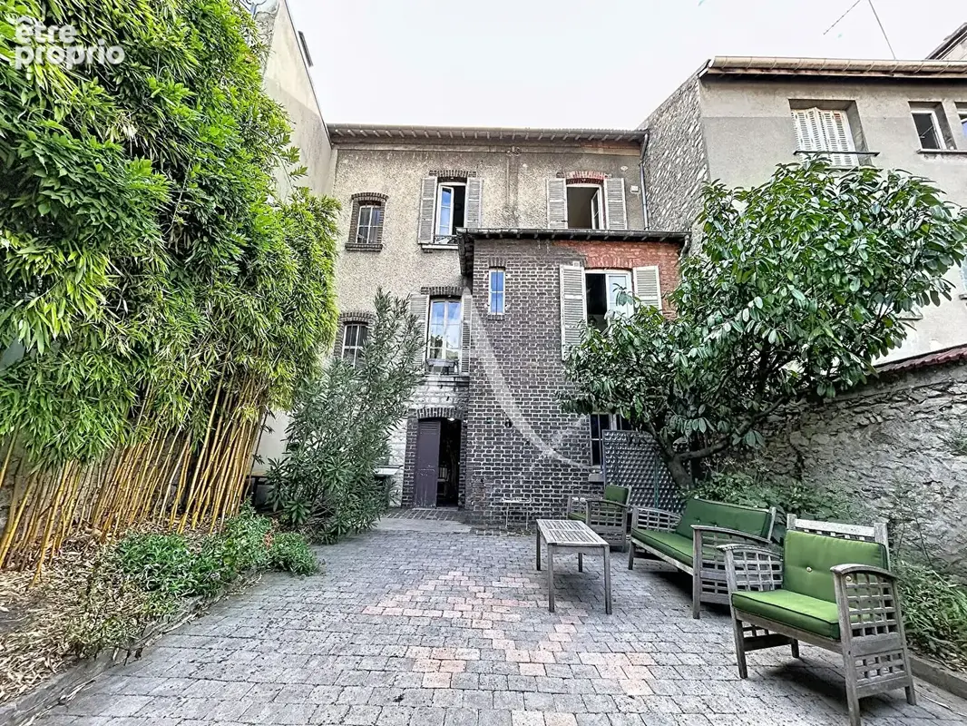 Maison de ville d'environ 149m²  au sol située à Mantes la jolie, proche des commodités et de la gare - photo 12