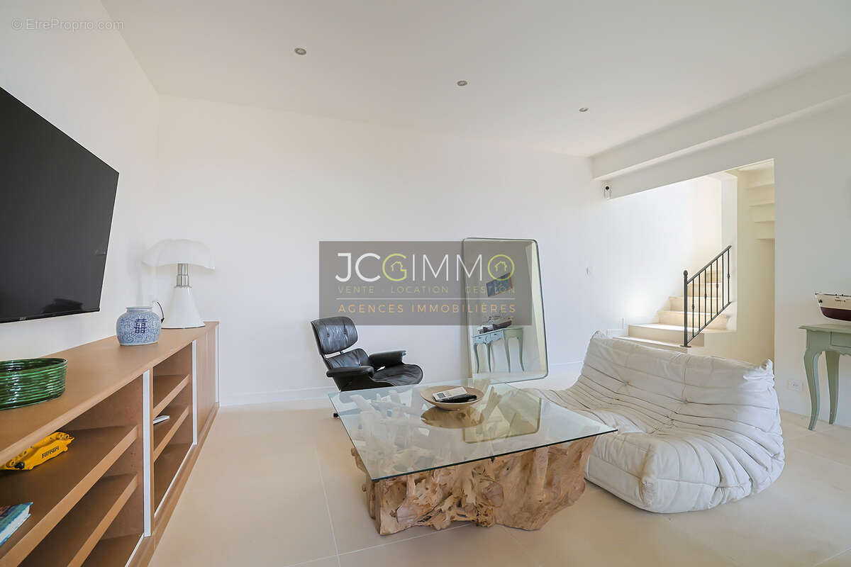 Maison d'exception   t4 de 98 m2   rooftop   vue mer   garage - photo 16