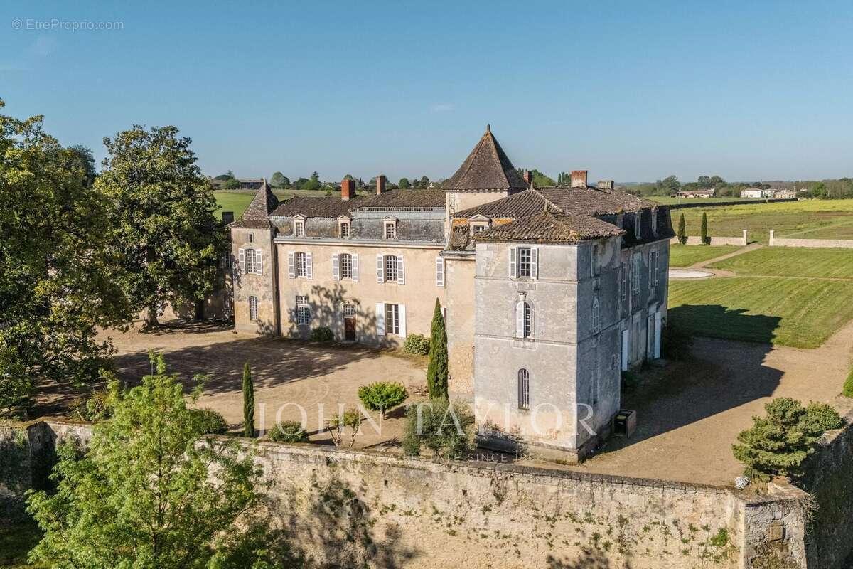 Maison à LANGON